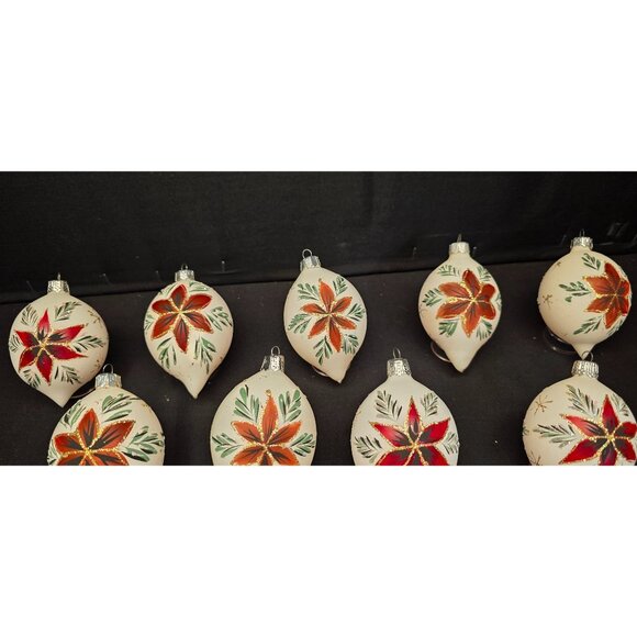 Vintage Christmas Classics Commodore Hand Decorated Poinsettia Glass Ornaments - Picture 7 of 16